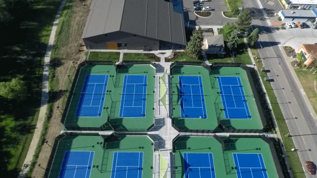 FAQ Tennis Courts